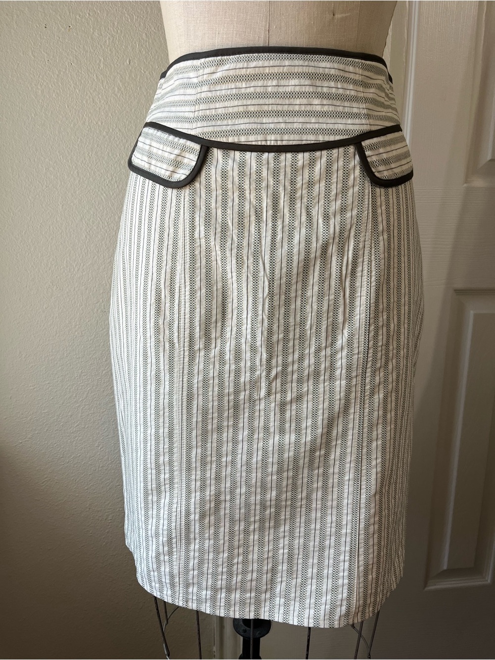 Nanette Lepore Anthropologie Green Cream Striped Pencil Skirt Size 8